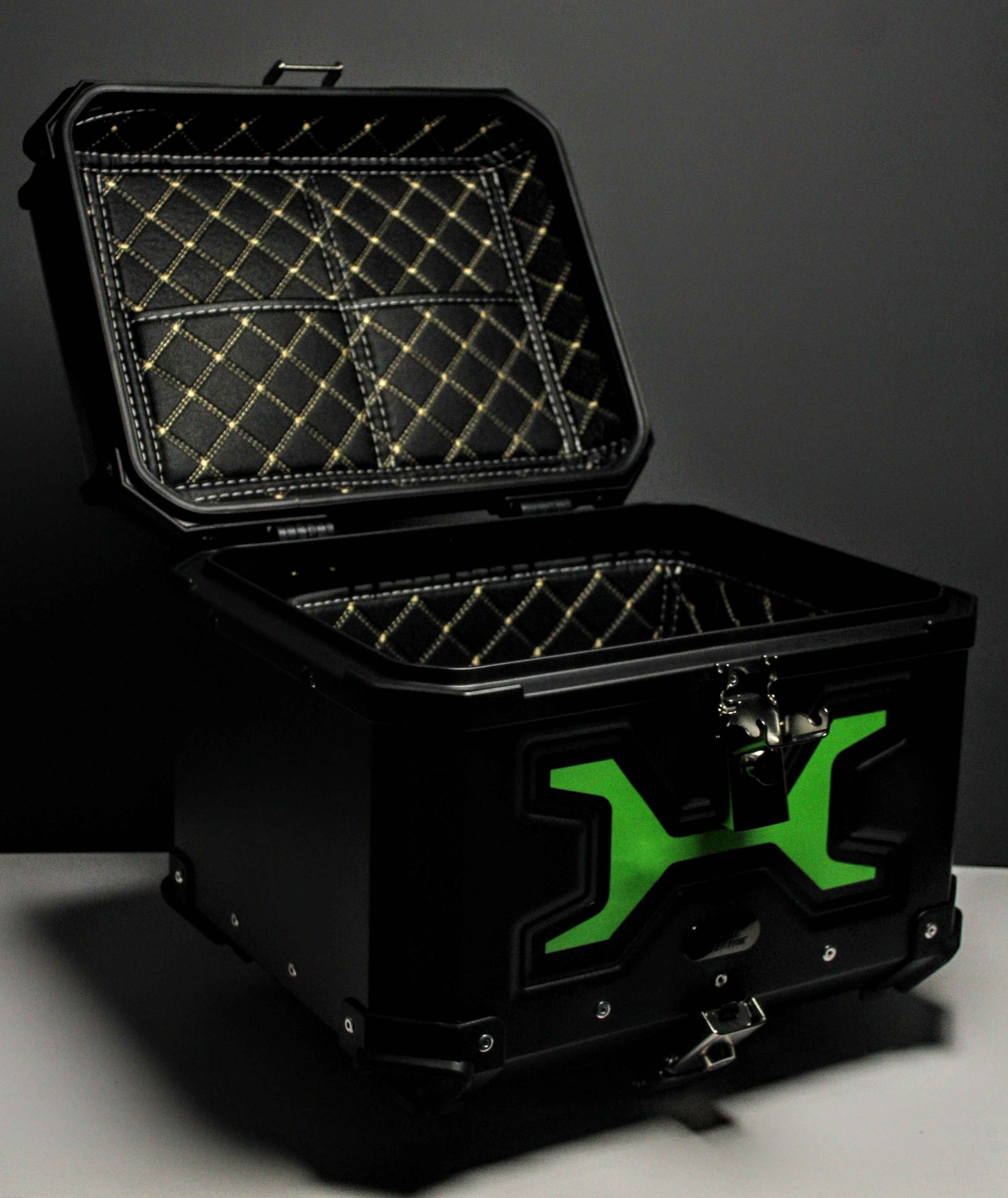 Baú Alumínio Para Moto 45litros + Base Com Light E Forro